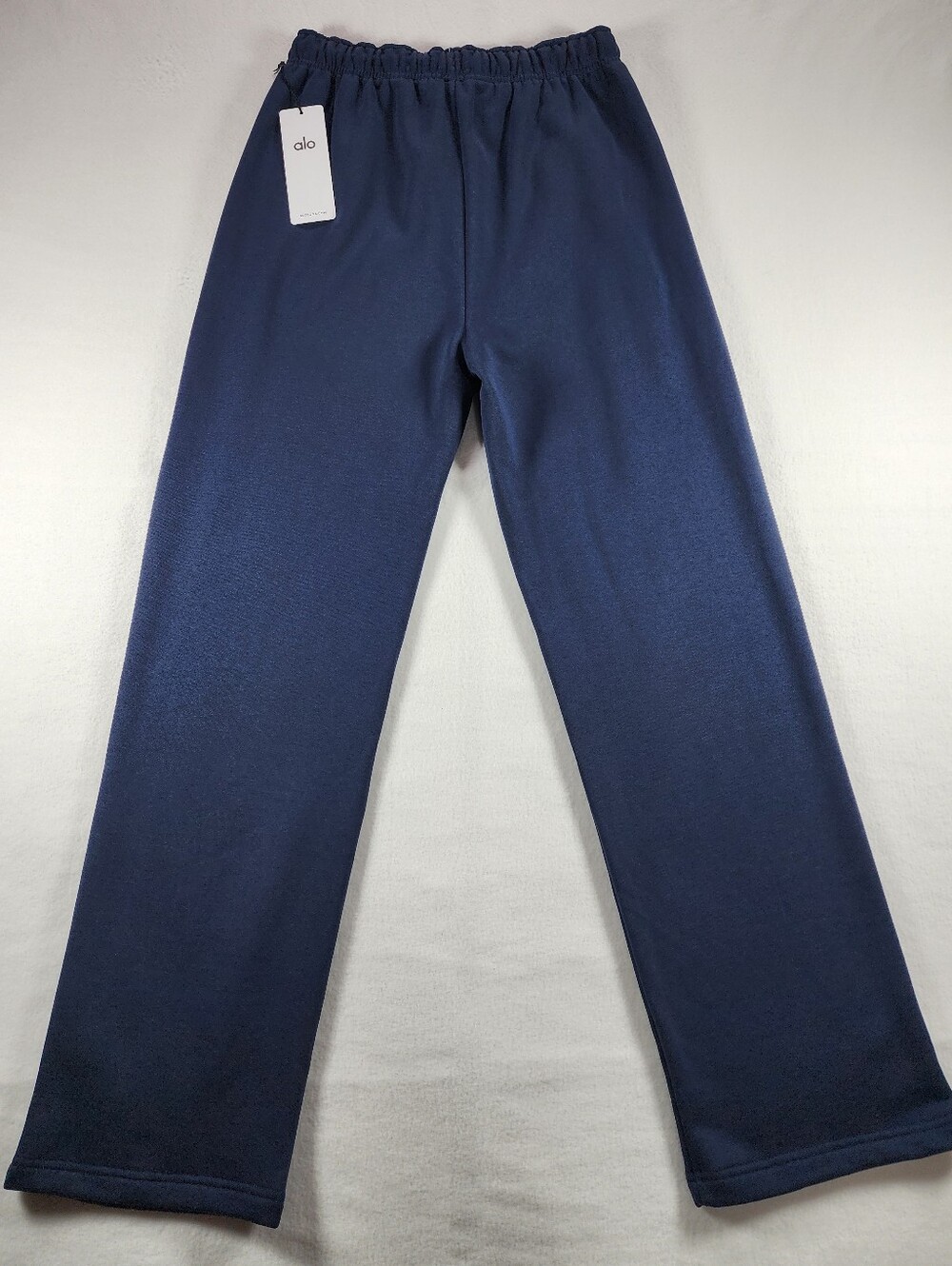 Alo Yoga Accolade Crew Neck Pullover Straight Leg Sweatpants Set M NWT - Picture 13 of 14